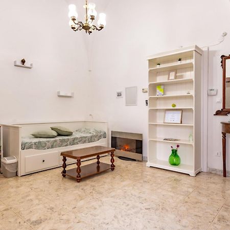 Apartament Ανδρείος - Andreios Ostuni Zewnętrze zdjęcie